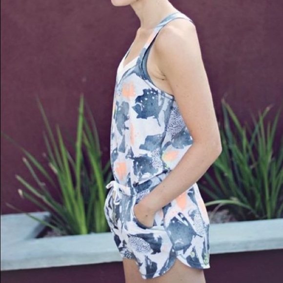 lululemon athletica Pants - Lululemon run for your money size 4 dot confirmed open back jumper.